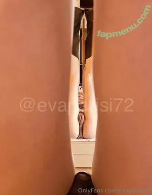 Evaparisi72 / evarfpapillon nude photo #0060