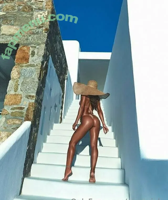 evaquiala nude photo #0016 (evaquiala)