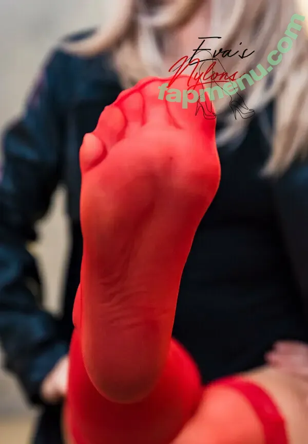 evasnylons nude photo #0077 (harisnyas_csaj)