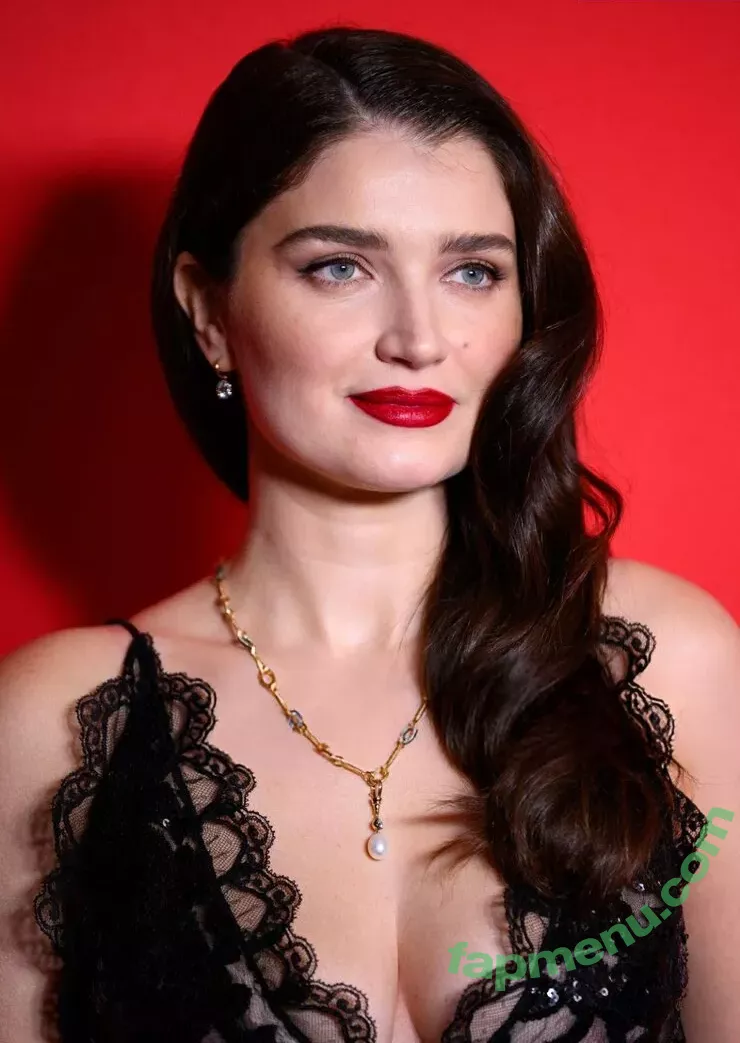 Eve Hewson nude photo #0235 (evehewson)