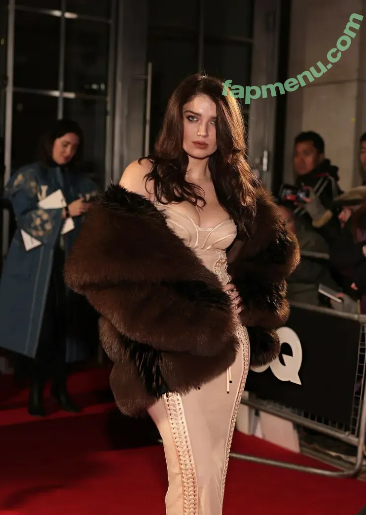 Eve Hewson nude photo #0454 (evehewson)