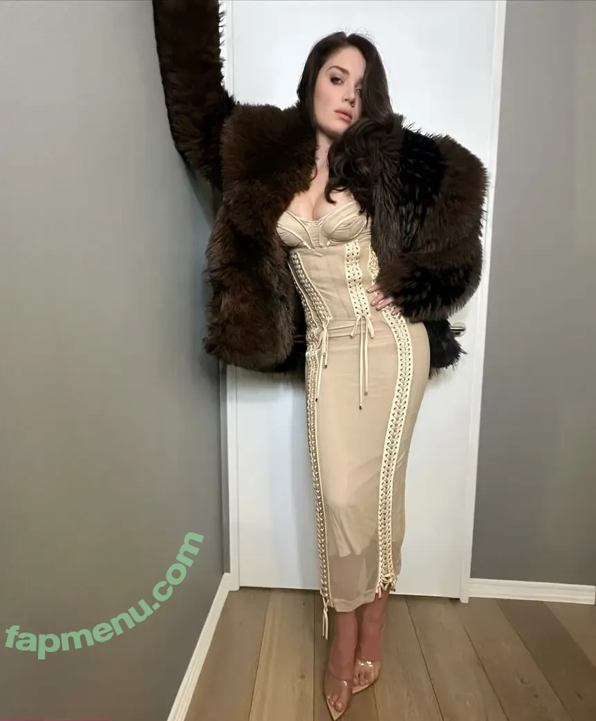 Eve Hewson nude photo #0456 (evehewson)