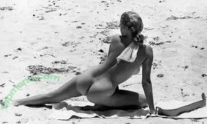 Eve Meyer / evemayermedia nude photo #0002