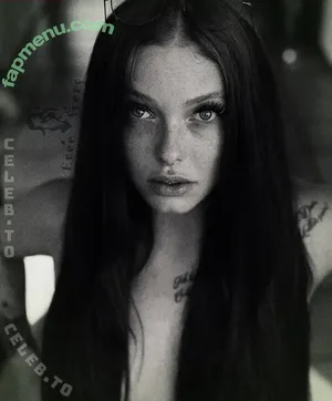 Evee_Avery / Evee_patreonpics nude photo #0124