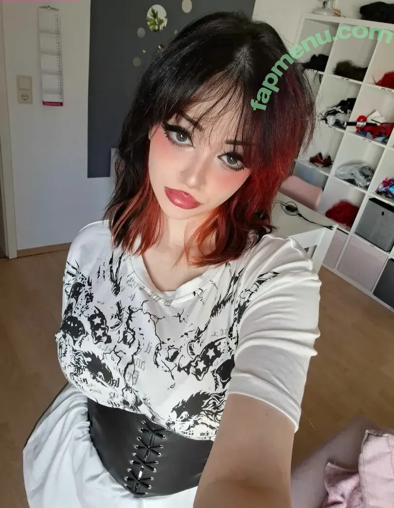 eveisbed nude photo #0082 (eveisbed)