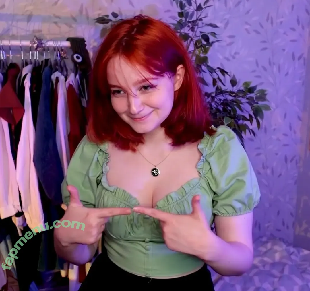 eveliinushkaa nude photo #0023 (Evelina Sairanova / evelinushka)