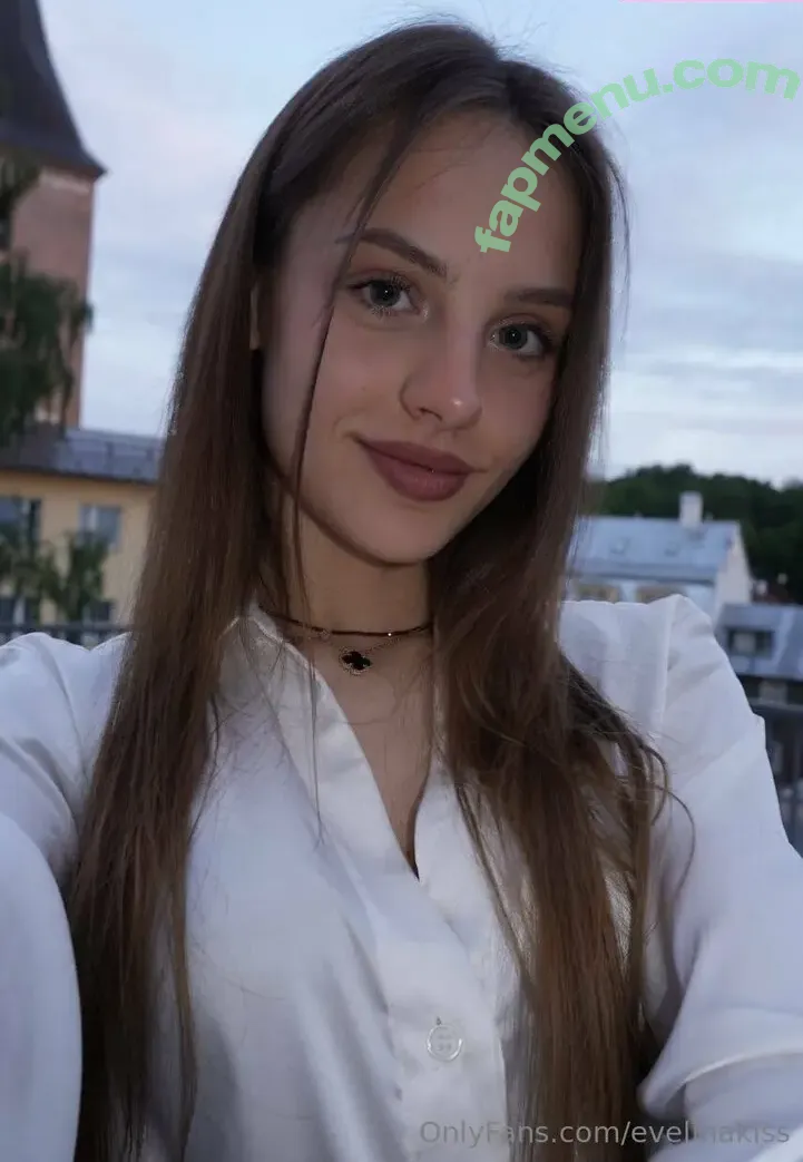 evelinakiss nude photo #0055 (evcheeke)