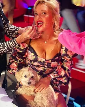 Evelyn Burdecki / evelyn_burdecki / evelynburdecki nude photo #0080