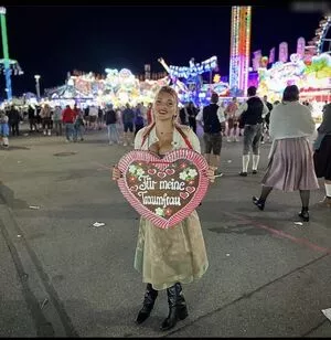 Evelyn Burdecki / evelyn_burdecki / evelynburdecki nude photo #0186