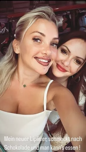 Evelyn Burdecki / evelyn_burdecki / evelynburdecki nude photo #0200