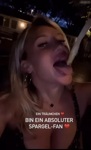 Evelyn Burdecki / evelyn_burdecki / evelynburdecki nude photo #0209