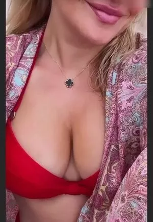 Evelyn Burdecki / evelyn_burdecki / evelynburdecki nude photo #0327