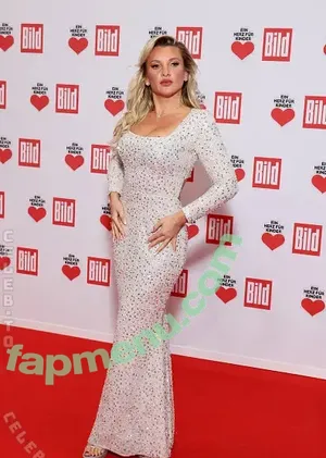 Evelyn Burdecki / evelyn_burdecki / evelynburdecki nude photo #0684