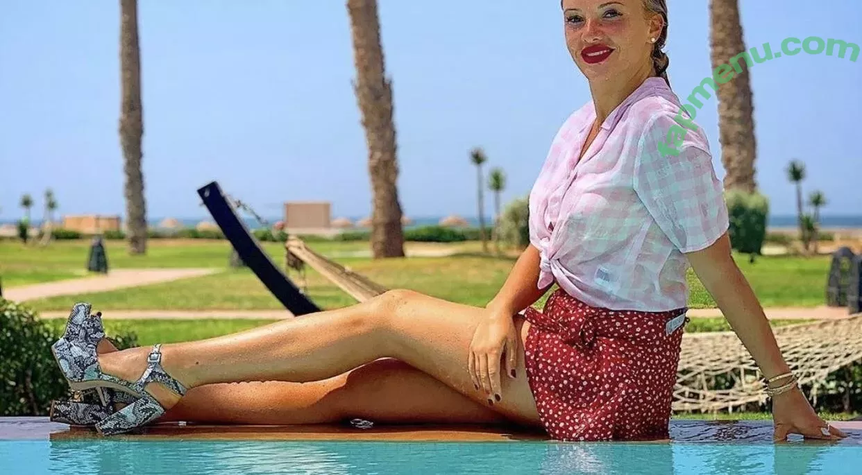 Evelyn Burdecki nude photo #0086 (evelyn_burdecki / evelynburdecki)