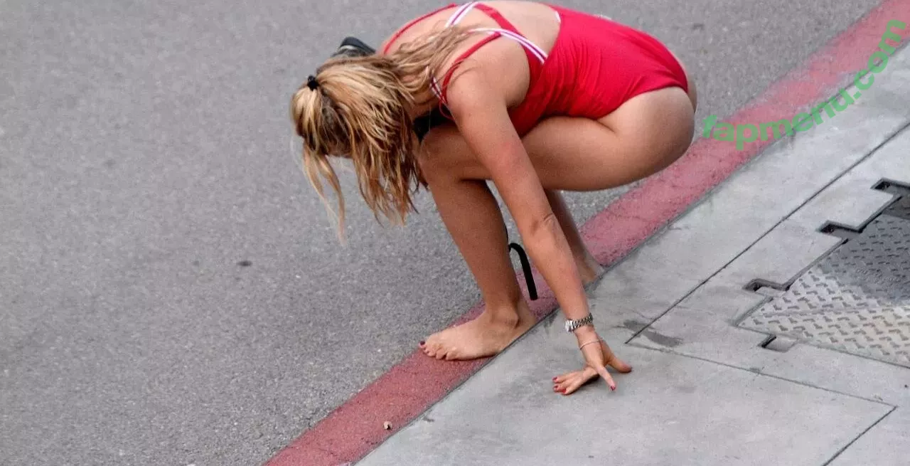 Evelyn Burdecki nude photo #0104 (evelyn_burdecki / evelynburdecki)