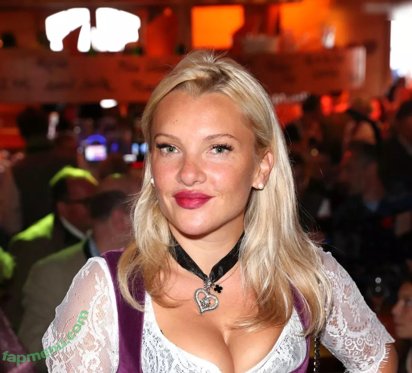 Evelyn Burdecki nude photo #0151 (evelyn_burdecki / evelynburdecki)