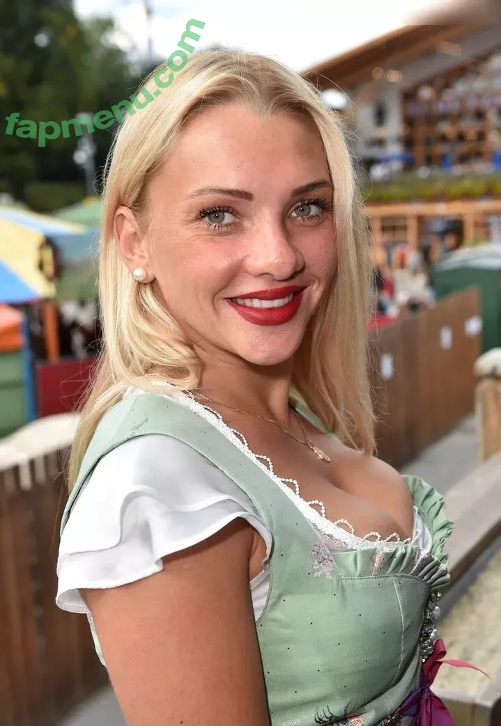 Evelyn Burdecki nude photo #0157 (evelyn_burdecki / evelynburdecki)