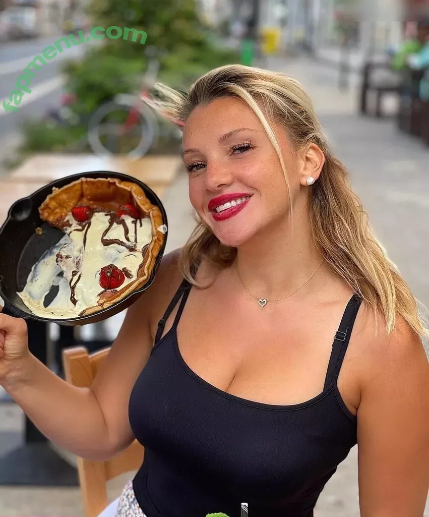 Evelyn Burdecki nude photo #0166 (evelyn_burdecki / evelynburdecki)