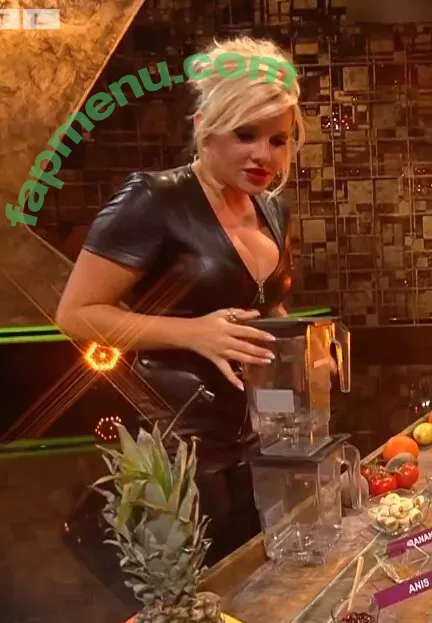 Evelyn Burdecki nude photo #0220 (evelyn_burdecki / evelynburdecki)