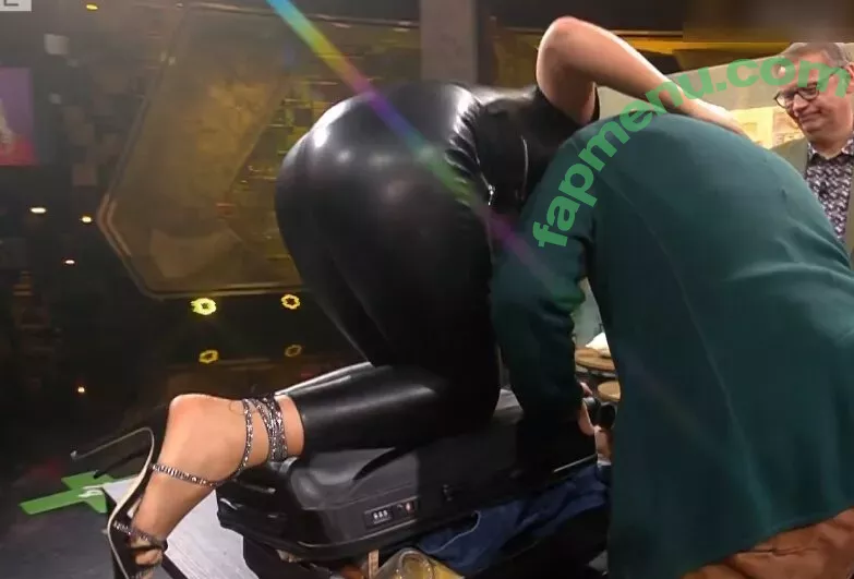 Evelyn Burdecki nude photo #0228 (evelyn_burdecki / evelynburdecki)