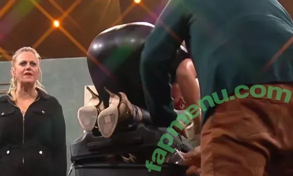 Evelyn Burdecki nude photo #0252 (evelyn_burdecki / evelynburdecki)