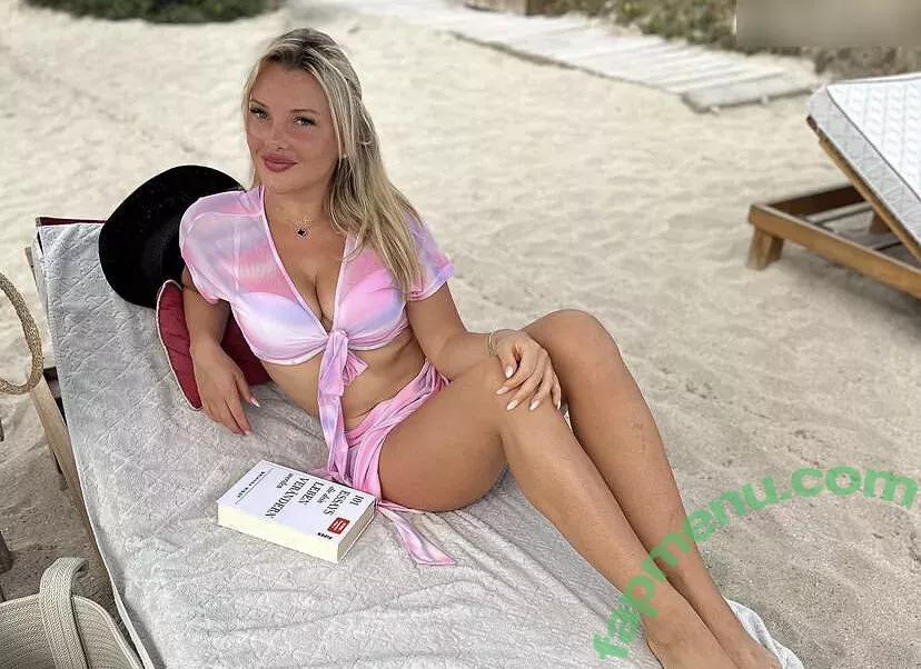 Evelyn Burdecki nude photo #0281 (evelyn_burdecki / evelynburdecki)