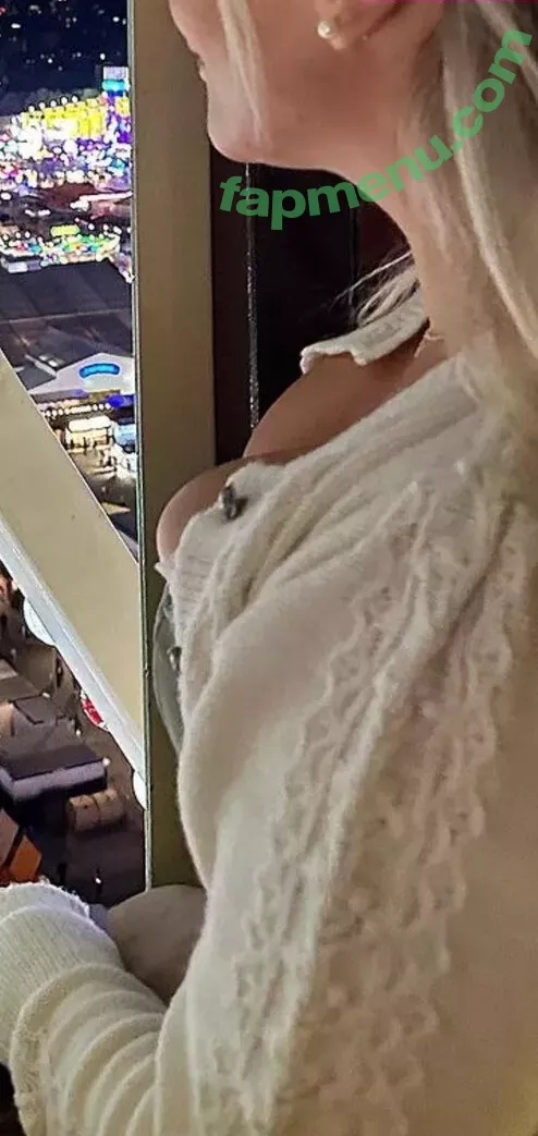 Evelyn Burdecki nude photo #0292 (evelyn_burdecki / evelynburdecki)