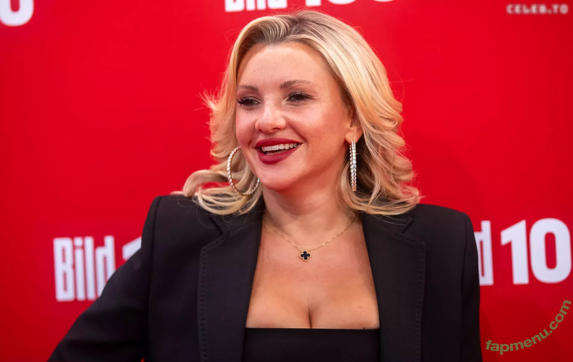 Evelyn Burdecki nude photo #0295 (evelyn_burdecki / evelynburdecki)