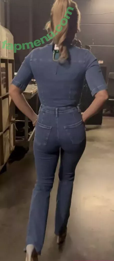 Evelyn Burdecki nude photo #0331 (evelyn_burdecki / evelynburdecki)