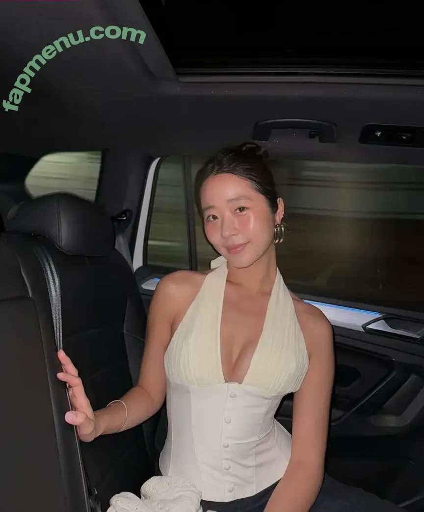 Evelyn Ha nude photo #0074 (eveee9 / hjevelyn)
