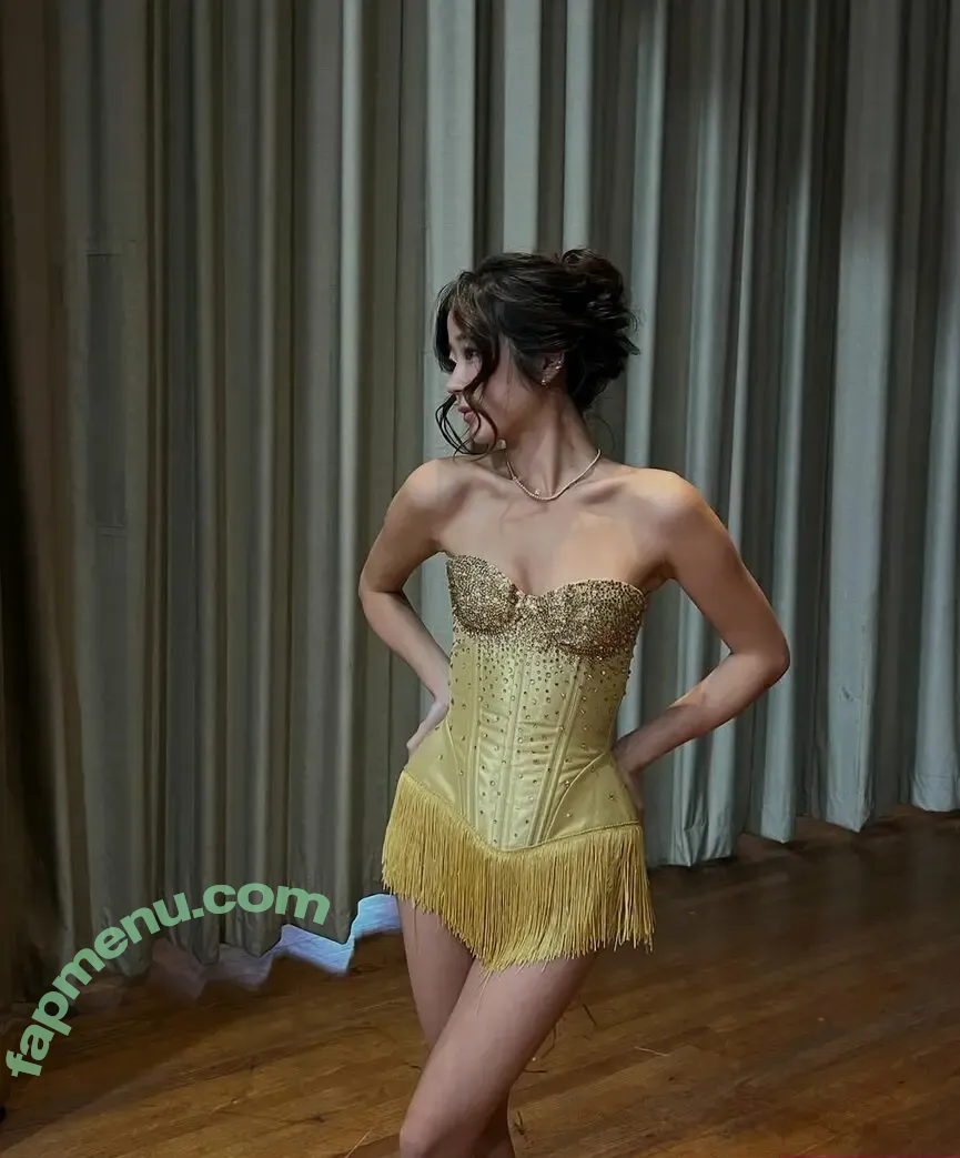 Evelyn Ha nude photo #0114 (eveee9 / hjevelyn)