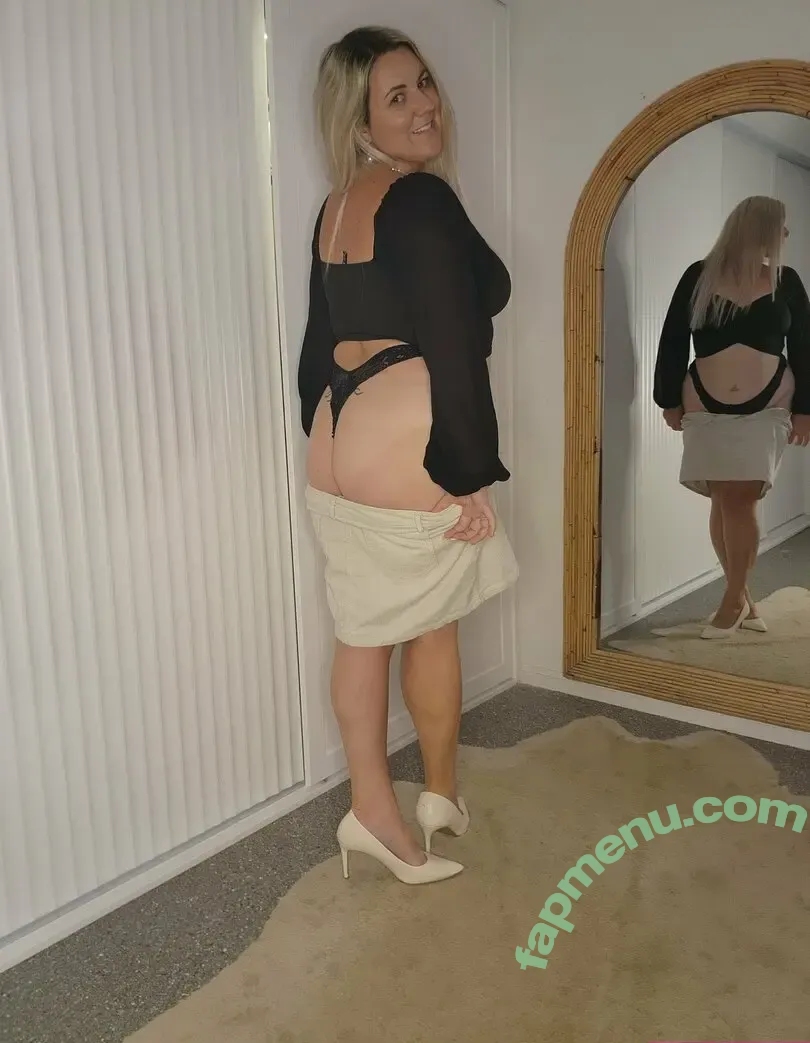 evelyn.harperx nude photo #0003 (evelyn.harper.x)