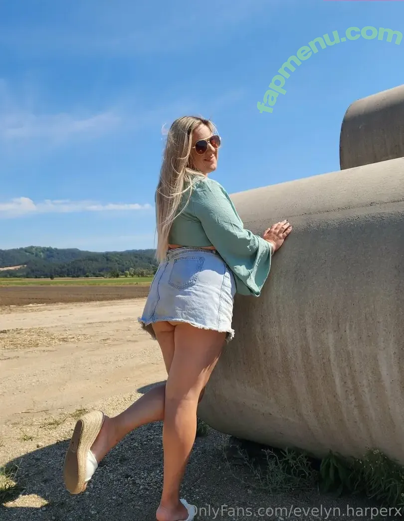 evelyn.harperx nude photo #0007 (evelyn.harper.x)
