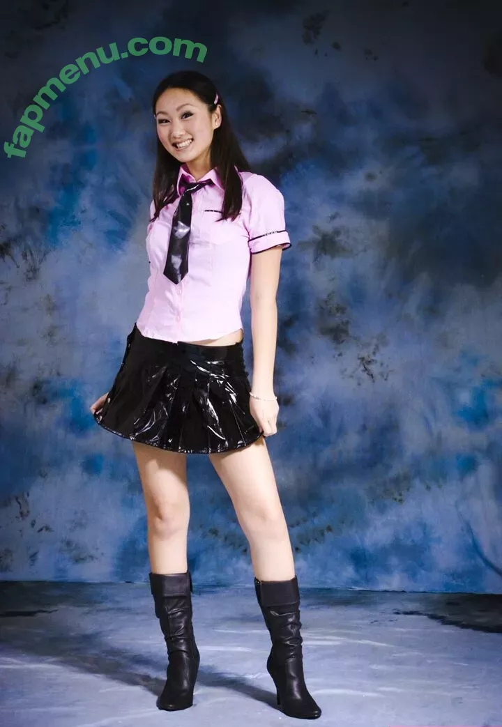 Evelyn Lin nude photo #0005 (evolutionofevie / xevelynlinx)