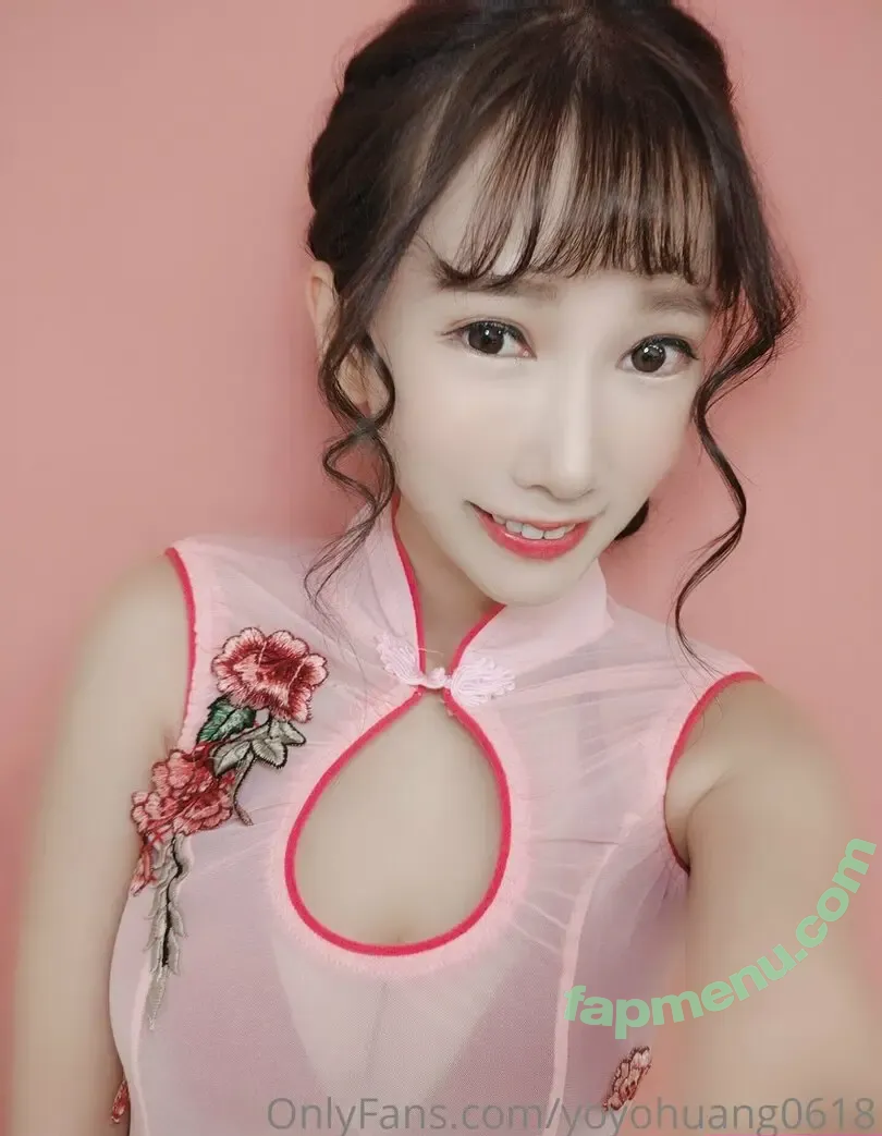 evelynhoang nude photo #0042 (evelynhoang)