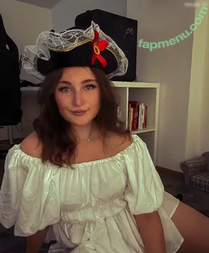 Evelynxka / creator / evelynkaf nude photo #0113