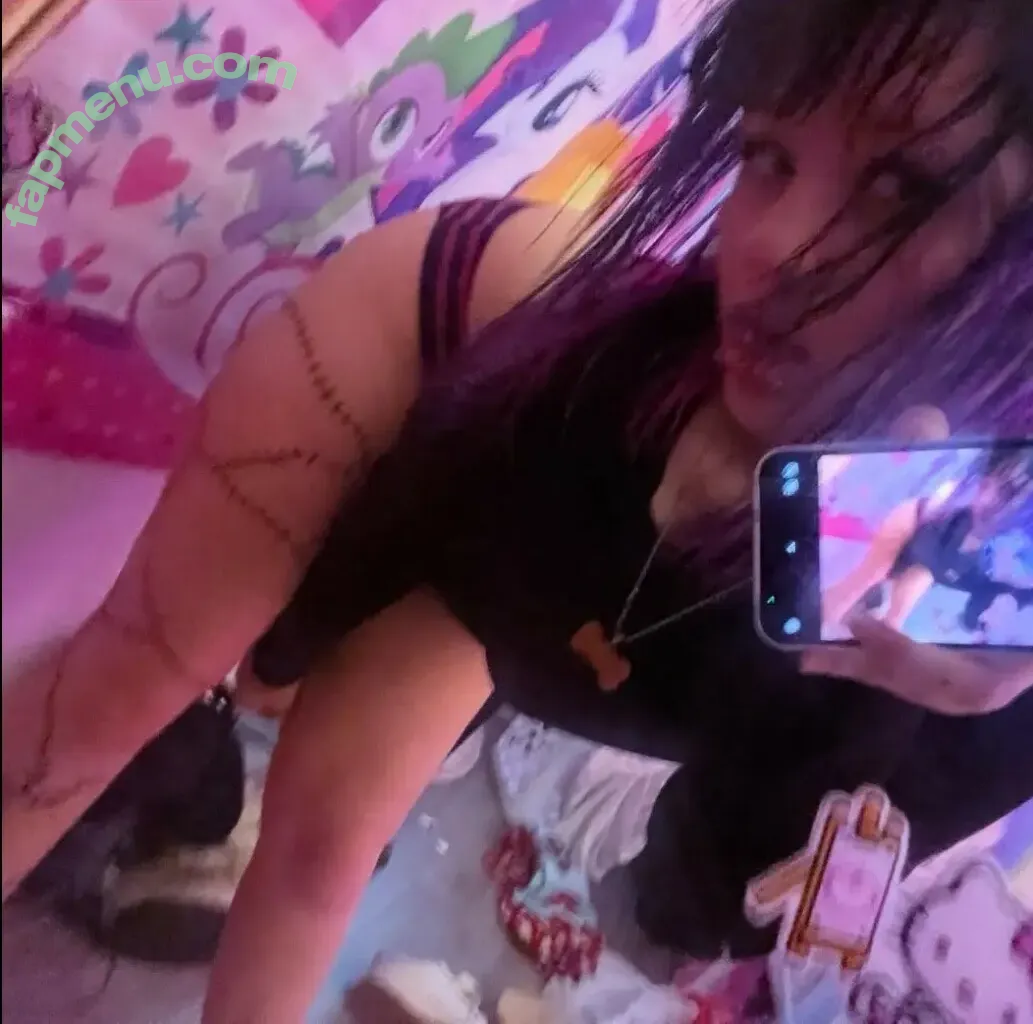 Everchanging nude photo #0014 (ev_rchanging / oct11200six)