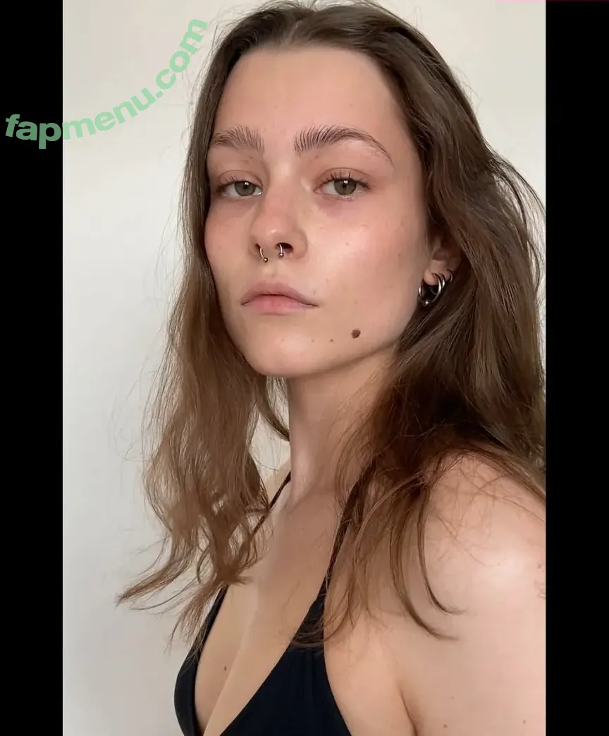 evgenianirka nude photo #0003 (evgenianirka)