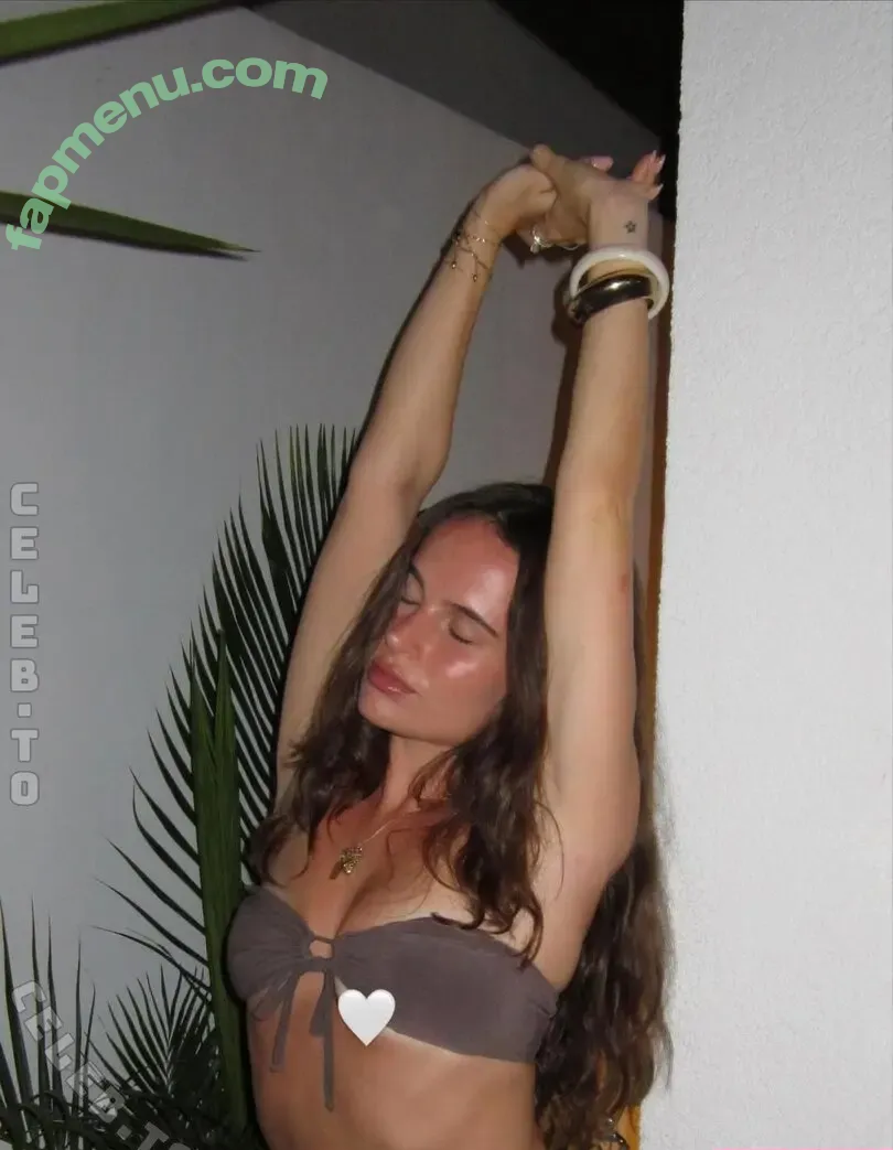 Evie Clark nude photo #0085 (lovevie)