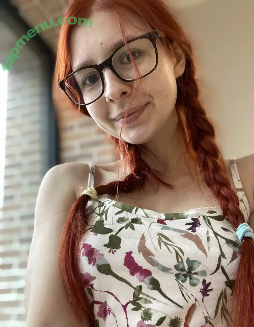 Evie Davis nude photo #0005 (cuteEviePeach / eeveenicoledavis / evie_davis)