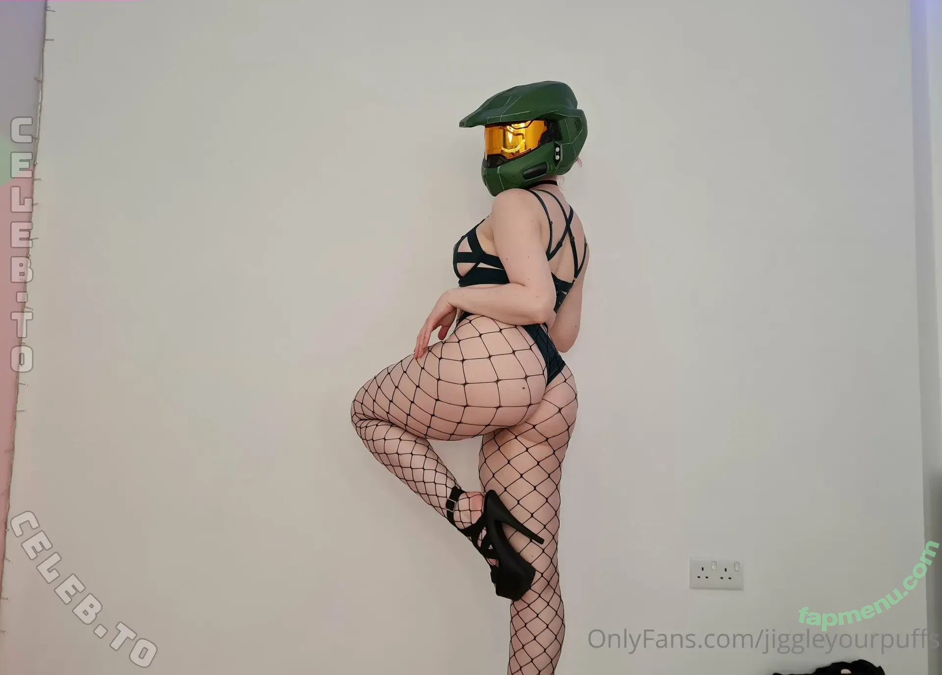 Evie Rees nude photo #0056 (JiggleYourPuffs / eviereesofficial / eviereesvip)