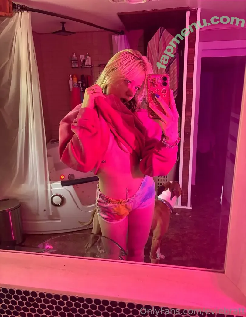 eviebratt nude photo #0029 (eviebrattt)