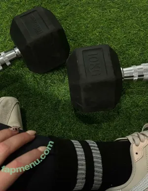 eviecutie / evie.cute nude photo #0053