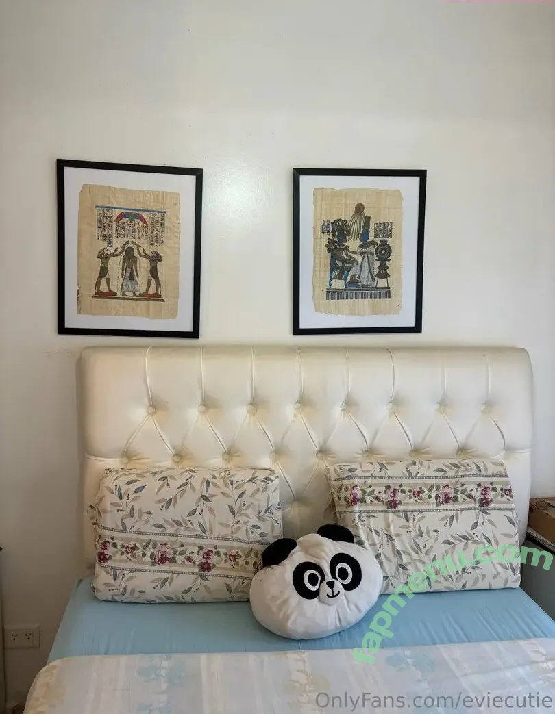 eviecutie nude photo #0051 (evie.cute)