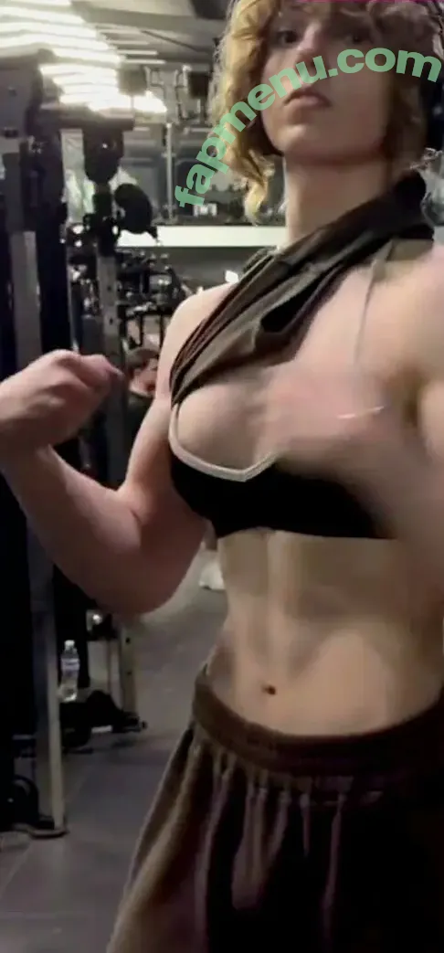 eviedotgym nude photo #0027 (eviedotgym)