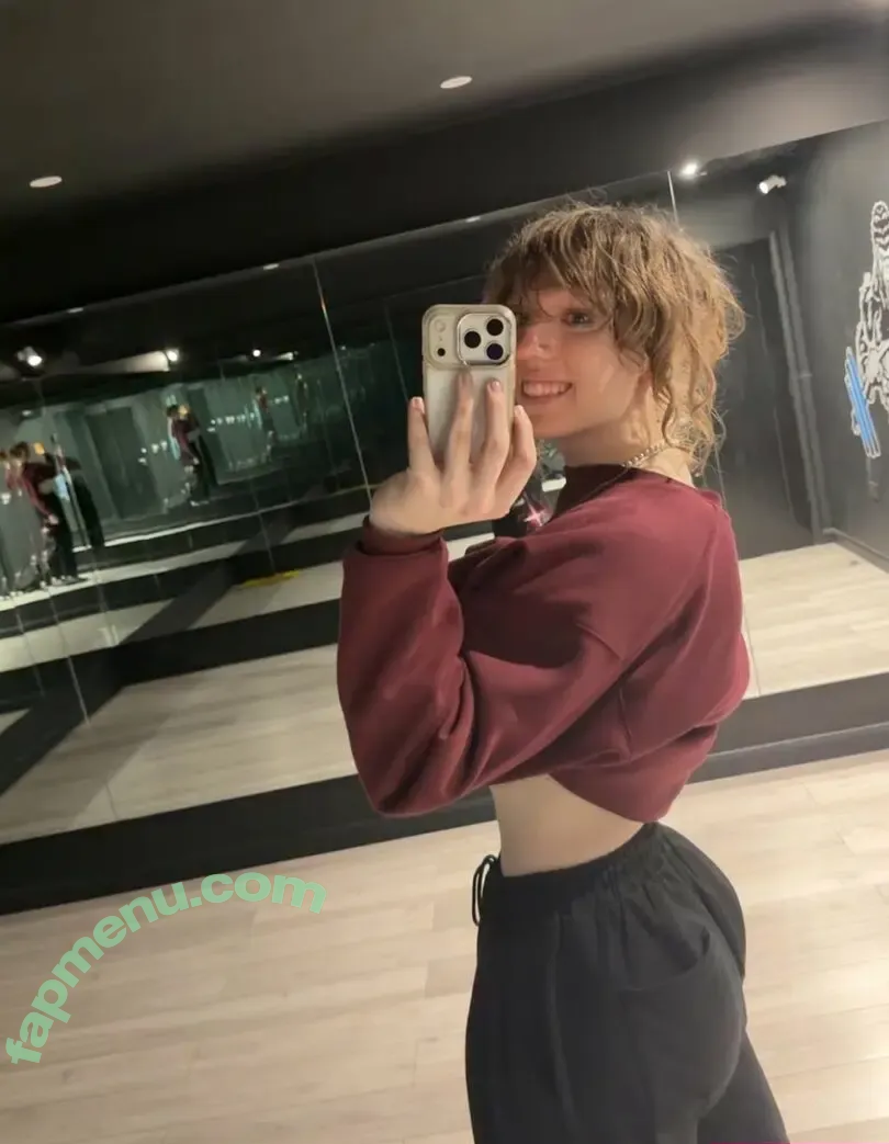 eviedotgym nude photo #0038 (eviedotgym)