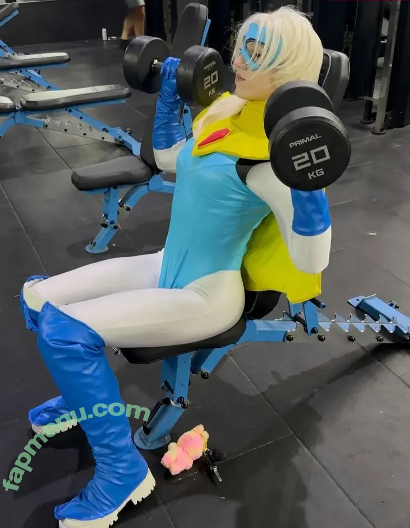 eviedotgym nude photo #0044 (eviedotgym)