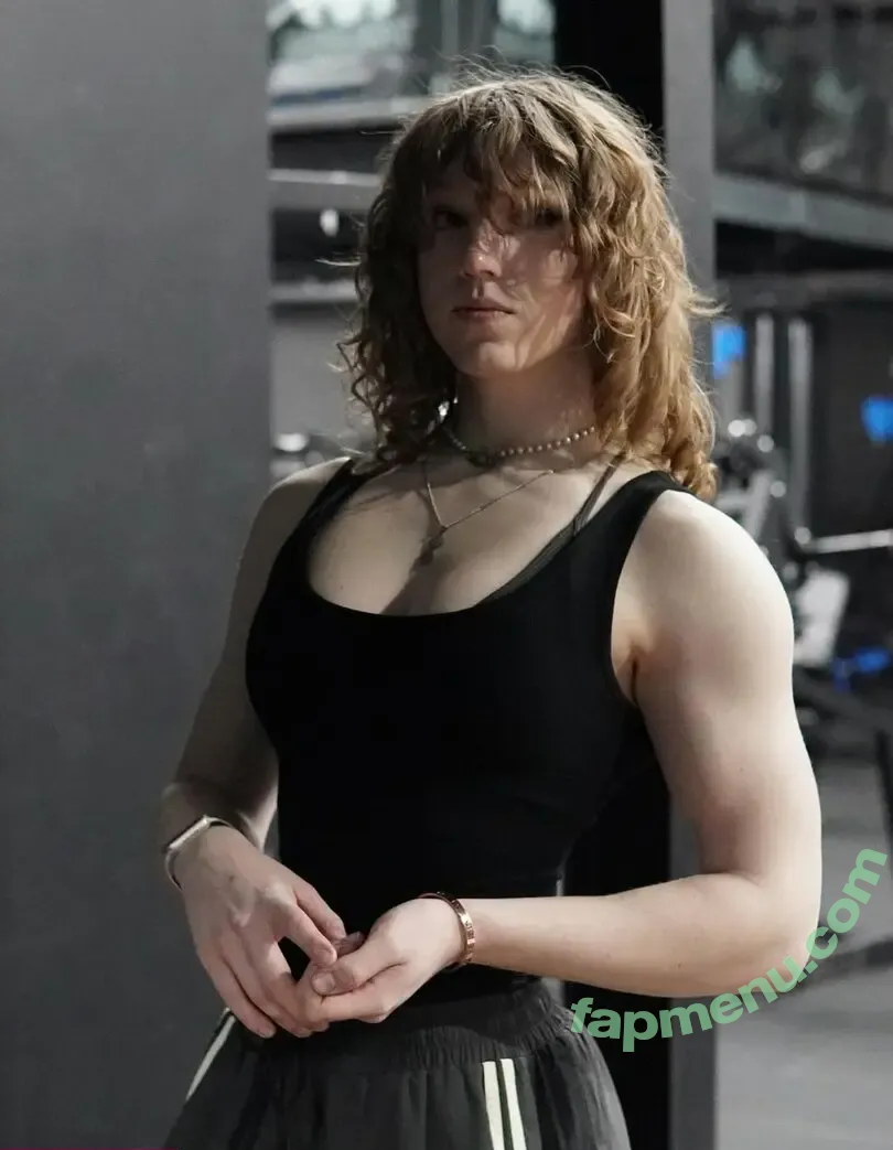 eviedotgym nude photo #0048 (eviedotgym)