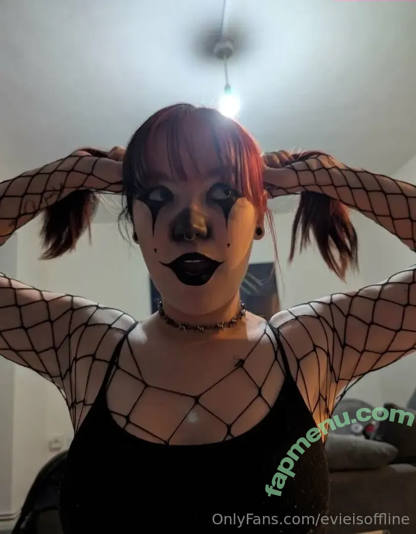 eviefreak nude photo #0010 (eviefreak)