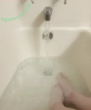 evieleafie / evaelfie / evieleaf nude photo #0028